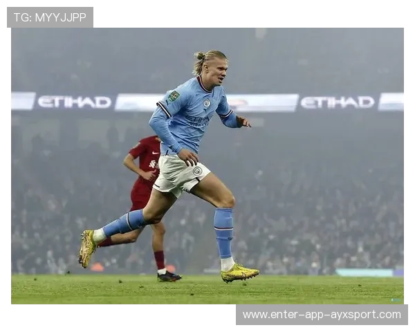 多特哈兰德连续抢点补射表现出极强统治力——一个前锋的自我锻造与球队体系的发声