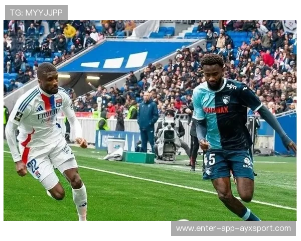 巴黎锋线火力全开，法甲争冠战进入白热化